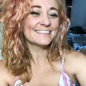 Meet your Posher, Lindsey